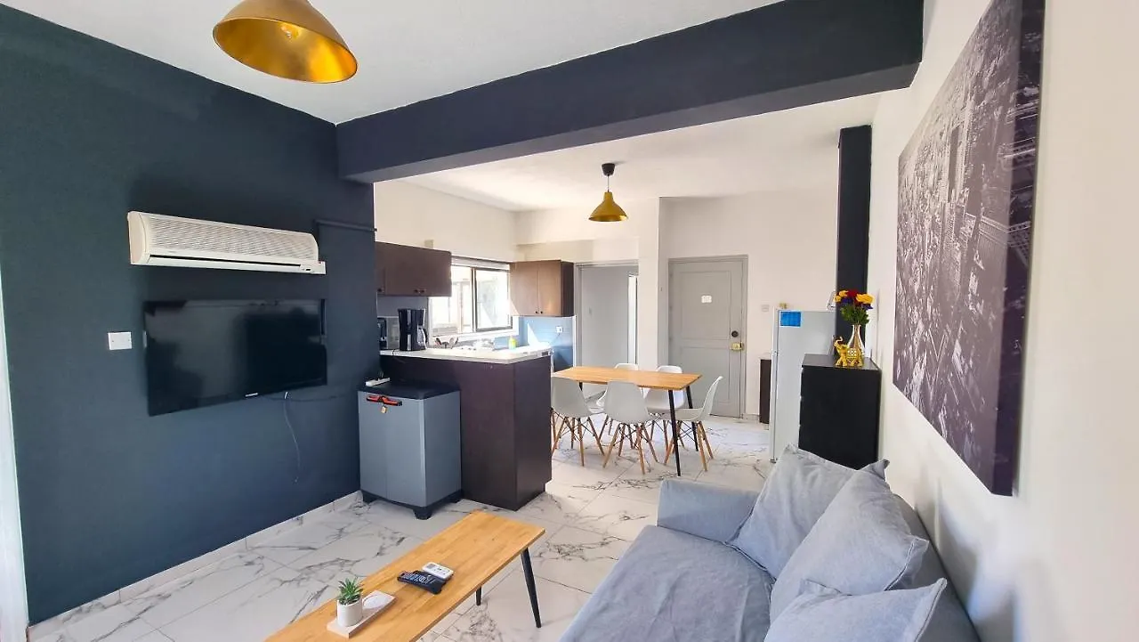 Apartmán Cozy Beach Apt, Near Airport With 100Mbit Internet Larnaca Kypr
